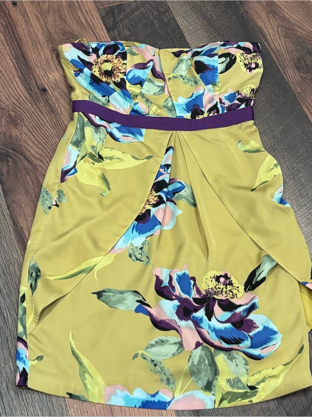 Vince Camuto Yellow and Purple Floral Dress in size 10. Great condition